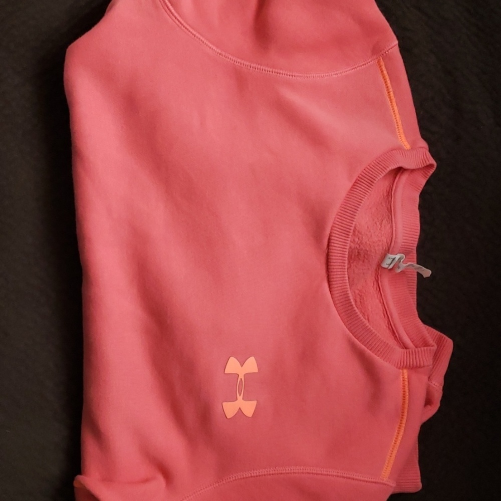 UNDER ARMOUR SWEATSHIRT